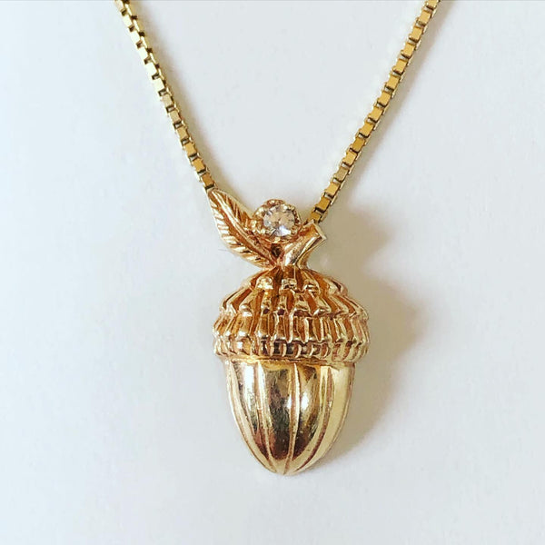 14K Yellow Gold Vintage Acorn and Diamond Pendant Necklace nature