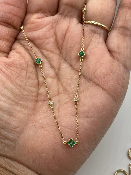 14K Gold Diamond and Emerald Clover necklace